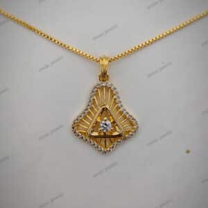 P2 tringel pendent 31mm 43 stone.