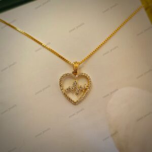P5 heart pendent 24mm 59 stone.